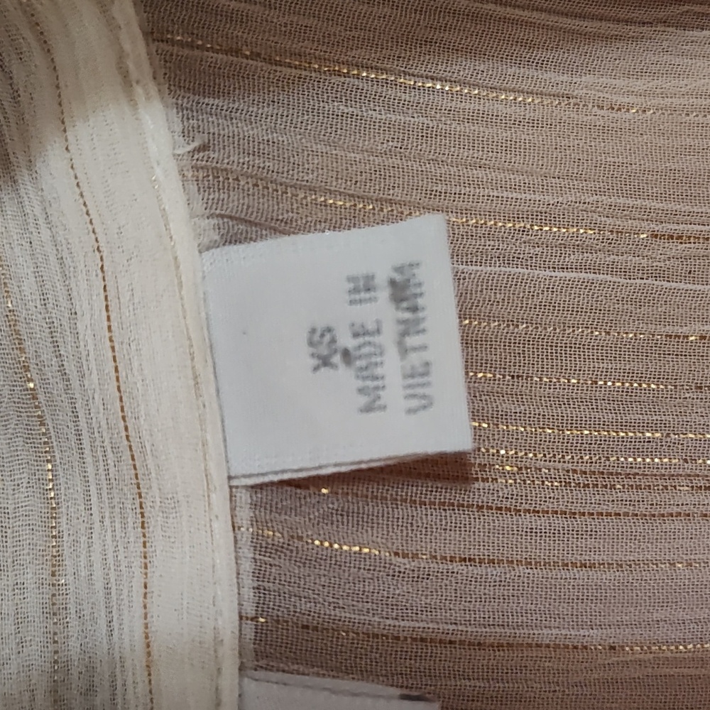 New York & Company Sheer Sleeveless Tie Neck Top Cream Gold Twee Metallic XS - Picture 10 of 10